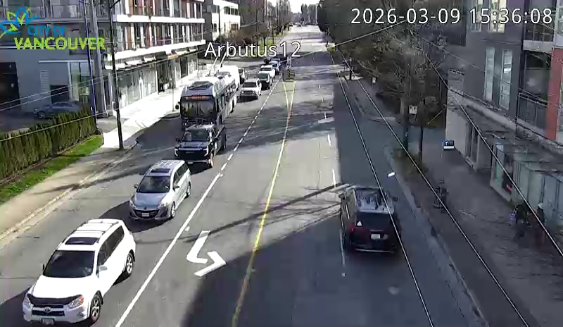 Arbutus & W 12th - South