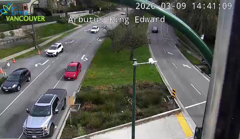 Arbutus St & W King Edward Ave - East