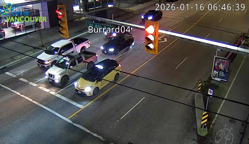 Burrard St & W 4th Ave - South
