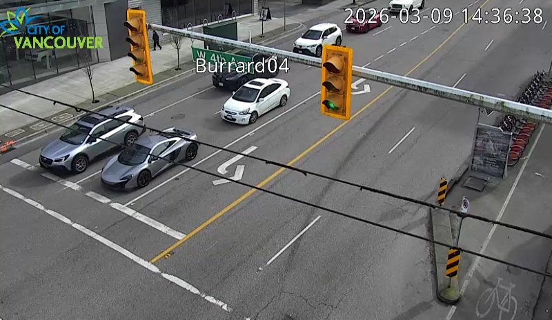 Burrard St & W 4th Ave - South