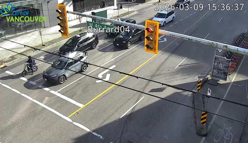 Burrard St & W 4th Ave - South