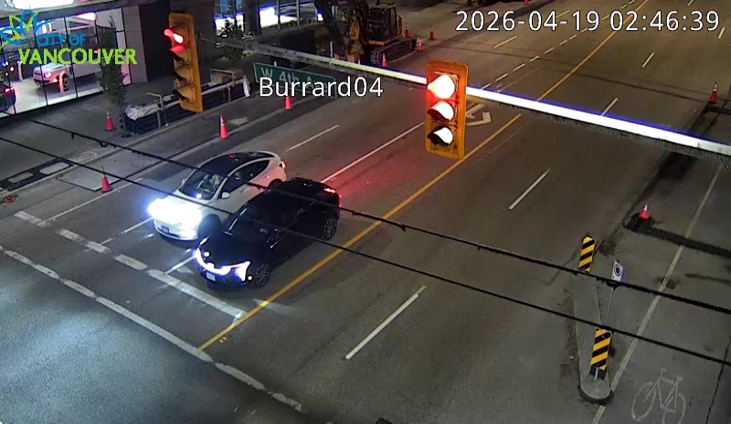 Burrard St & W 4th Ave - South