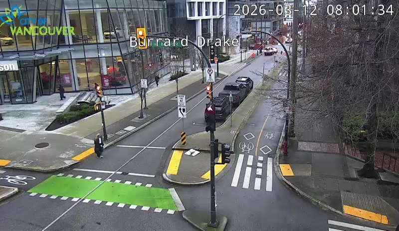 Burrard St & Drake St - E