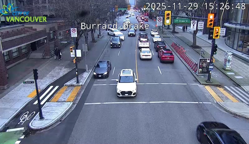 Burrard St & Drake St - N