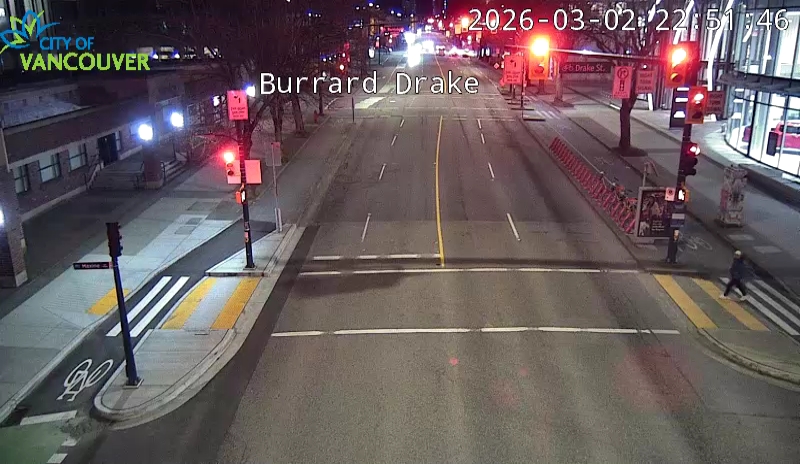 Burrard St & Drake St - N