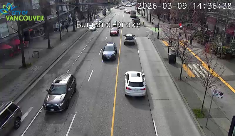 Burrard St & Drake St - S