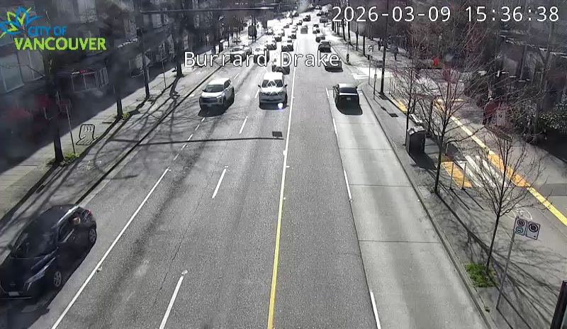 Burrard St & Drake St - S