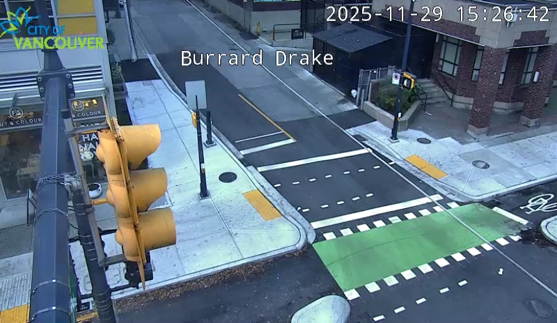 Burrard St & Drake St - W