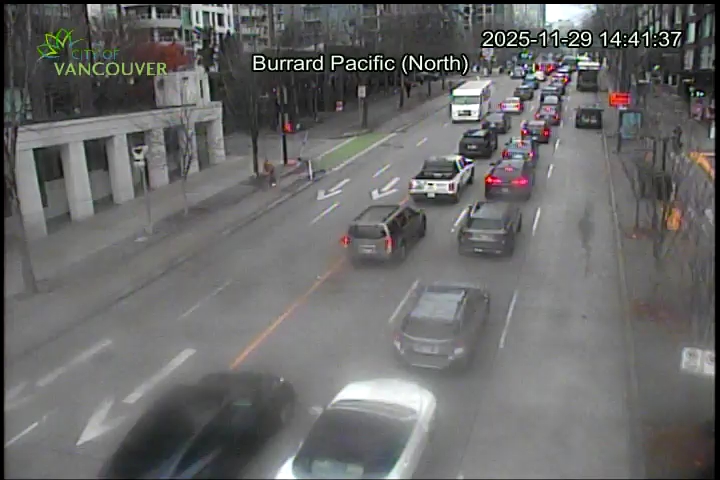 Burrard St & Pacific Ave - N