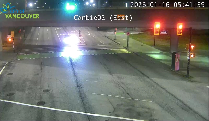 Cambie St & W 2nd Ave - East/West