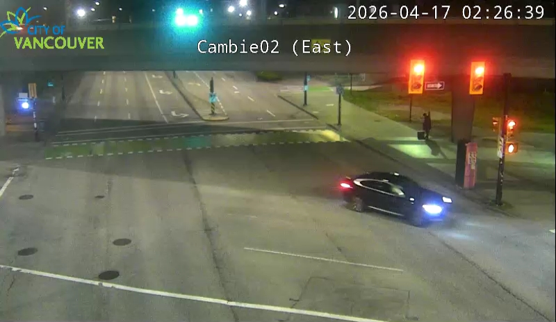 Cambie St & W 2nd Ave - East/West