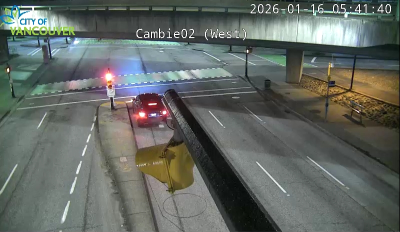 Cambie St & W 2nd Ave - West/East