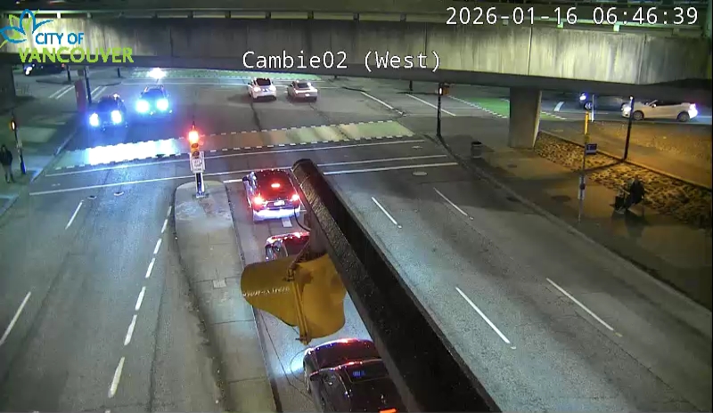 Cambie St & W 2nd Ave - West/East