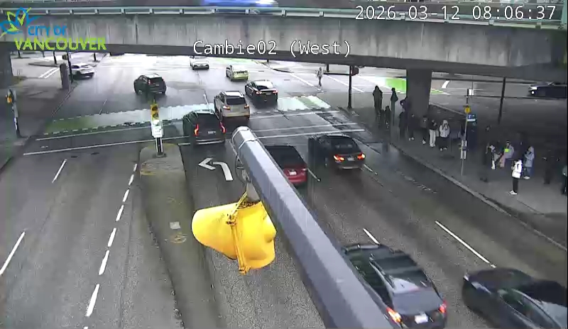 Cambie St & W 2nd Ave - West/East