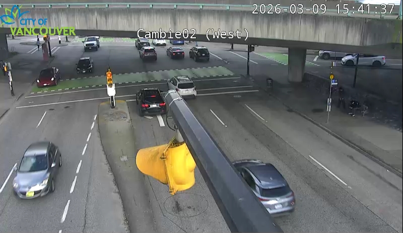 Cambie St & W 2nd Ave - West/East