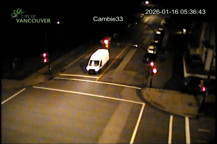 Cambie St & W 33rd Ave - E