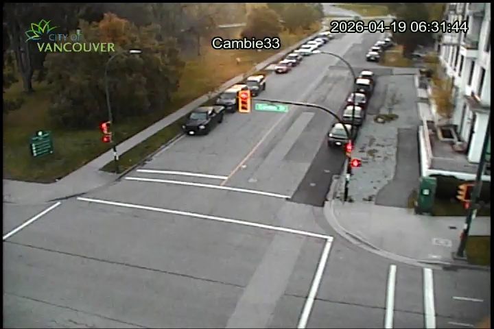 Cambie St & W 33rd Ave - E