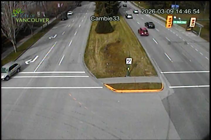 Cambie St & W 33rd Ave - N