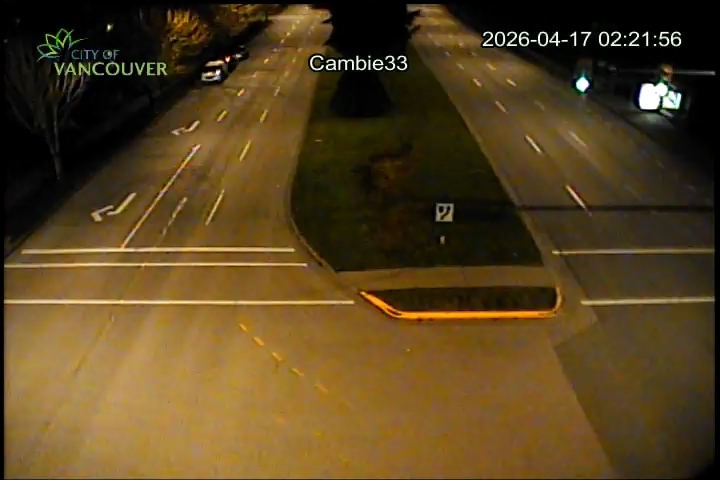 Cambie St & W 33rd Ave - N