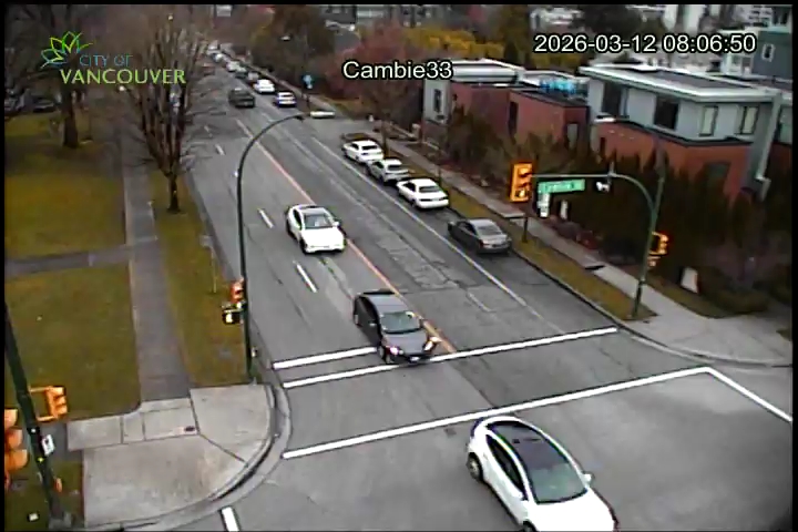 Cambie St & W 33rd Ave - W