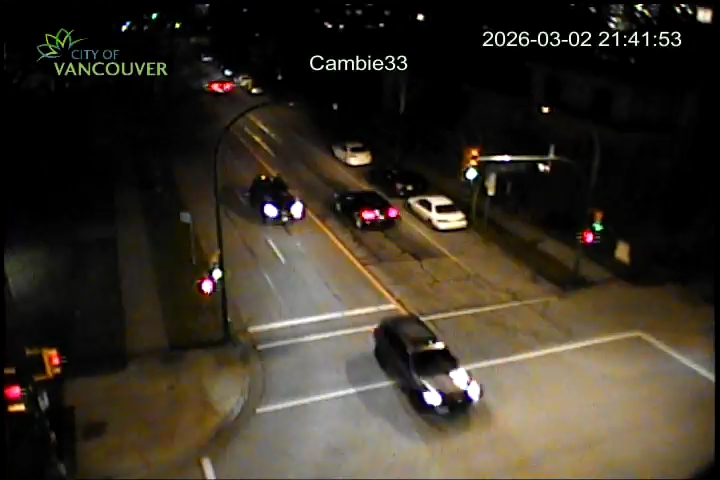 Cambie St & W 33rd Ave - W