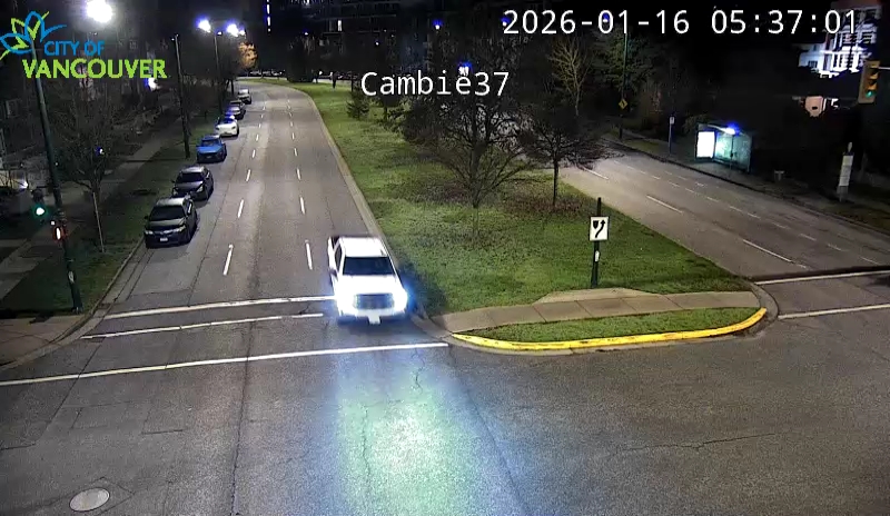 Cambie St & W 37th Ave - N