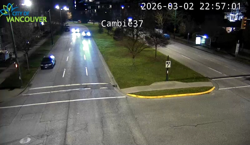 Cambie St & W 37th Ave - N