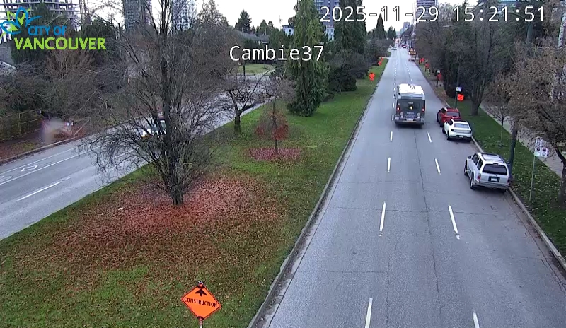 Cambie St & W 37th Ave - S