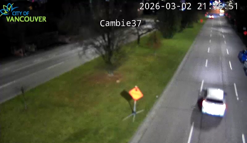 Cambie St & W 37th Ave - S