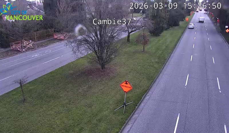 Cambie St & W 37th Ave - S