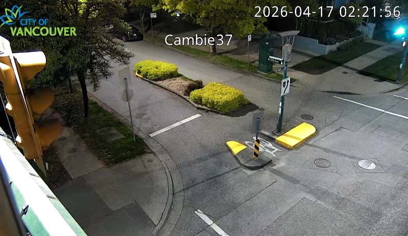 Cambie St & W 37th Ave - W
