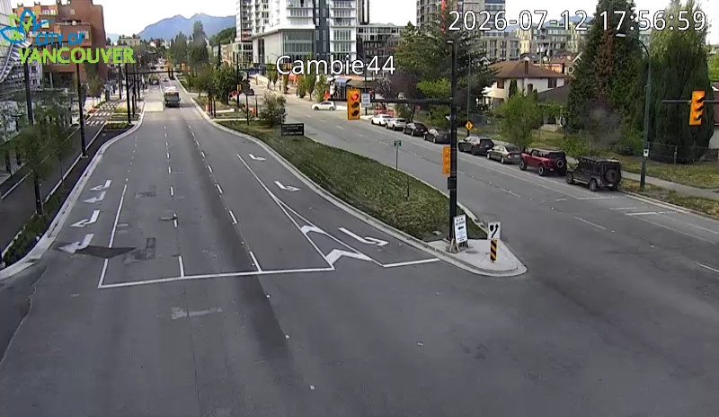 Cambie St and W 44th Ave - North