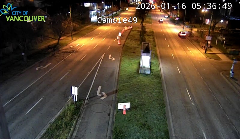 Cambie St & W 49th Ave - N