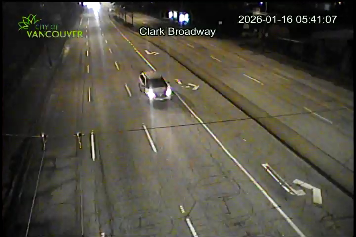 Clark Dr & E Broadway - E