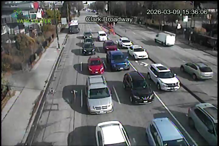 Clark Dr & E Broadway - E