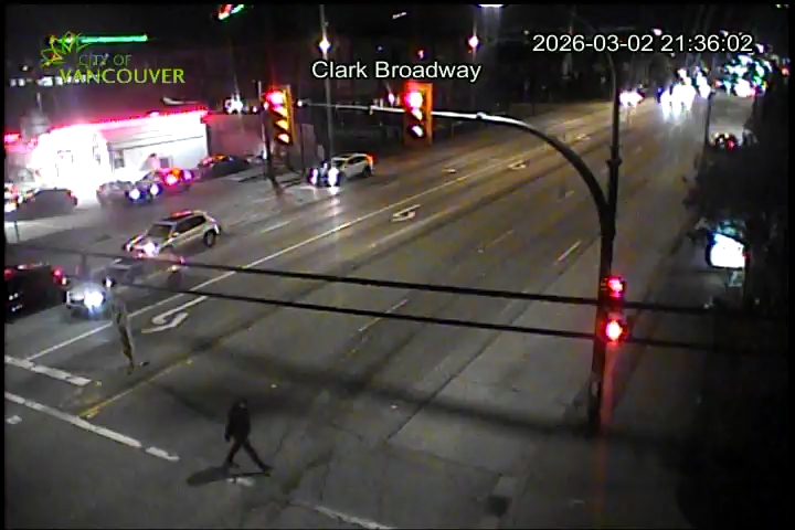 Clark Dr & E Broadway - N