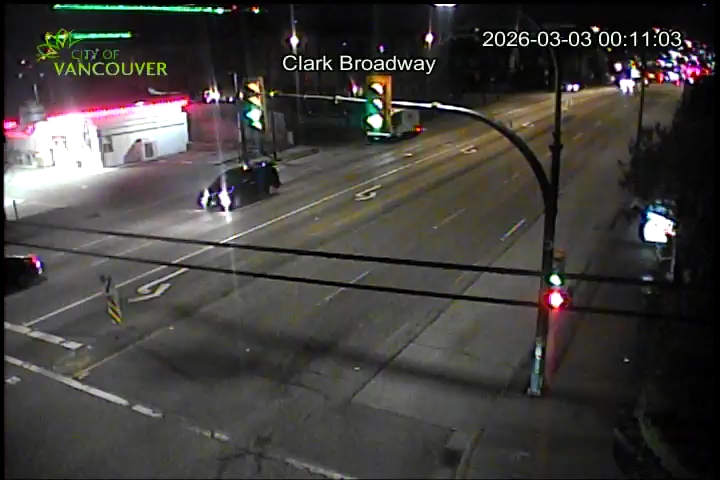 Clark Dr & E Broadway - N