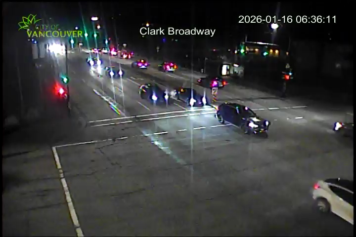 Clark Dr & E Broadway - S