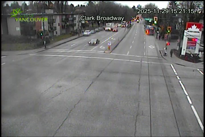 Clark Dr & E Broadway - W