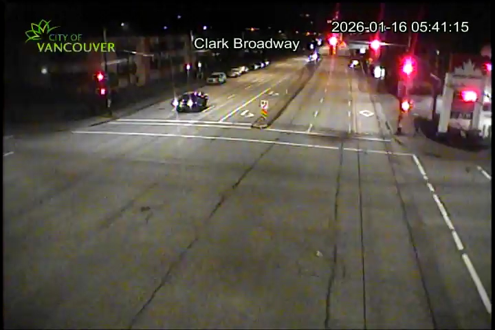 Clark Dr & E Broadway - W