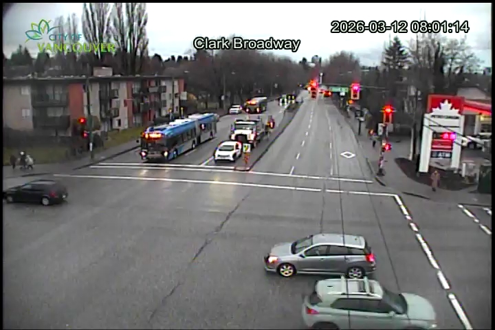 Clark Dr & E Broadway - W