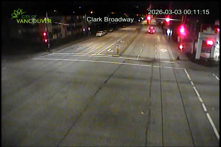 Clark Dr & E Broadway - W