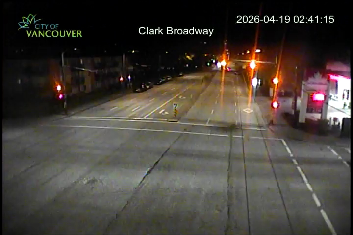 Clark Dr & E Broadway - W