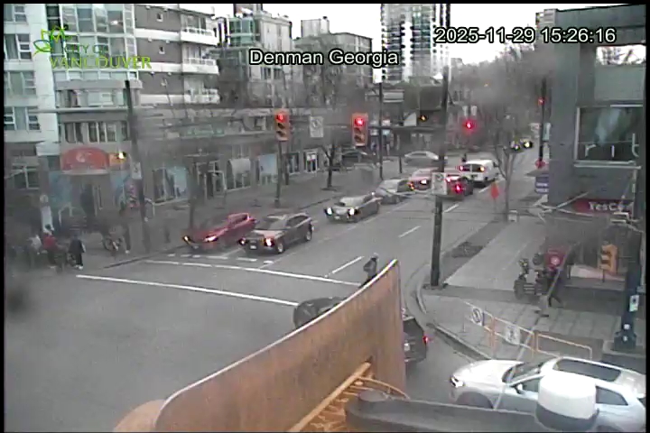 W Georgia St & Denman St - South