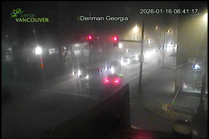 W Georgia St & Denman St - South