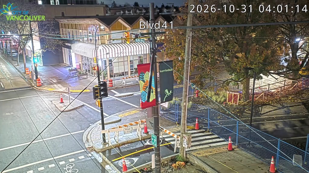 East Boulevard and W 41st Ave - South