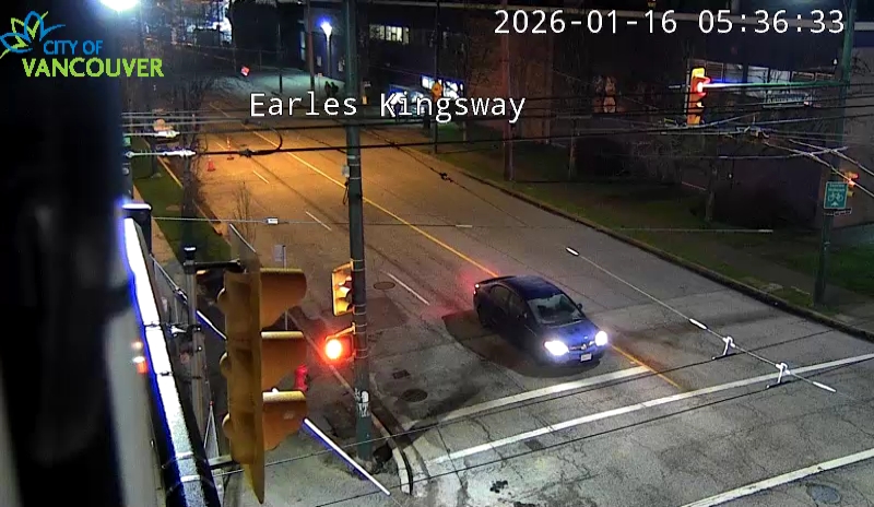 Earles St & Kingsway - N