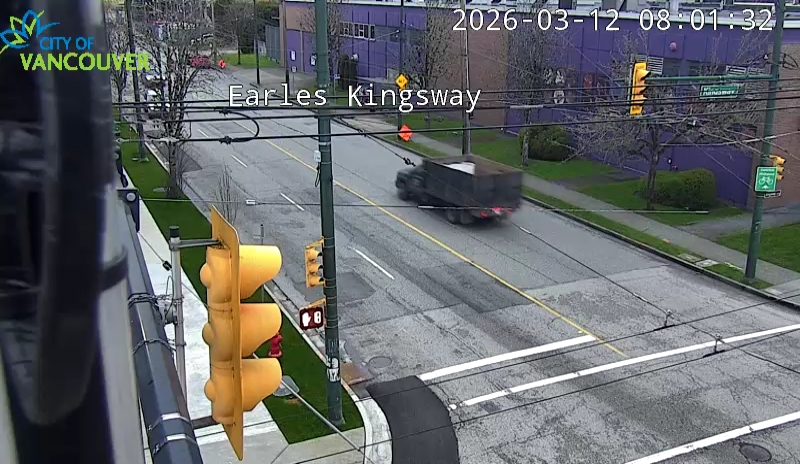 Earles St & Kingsway - N