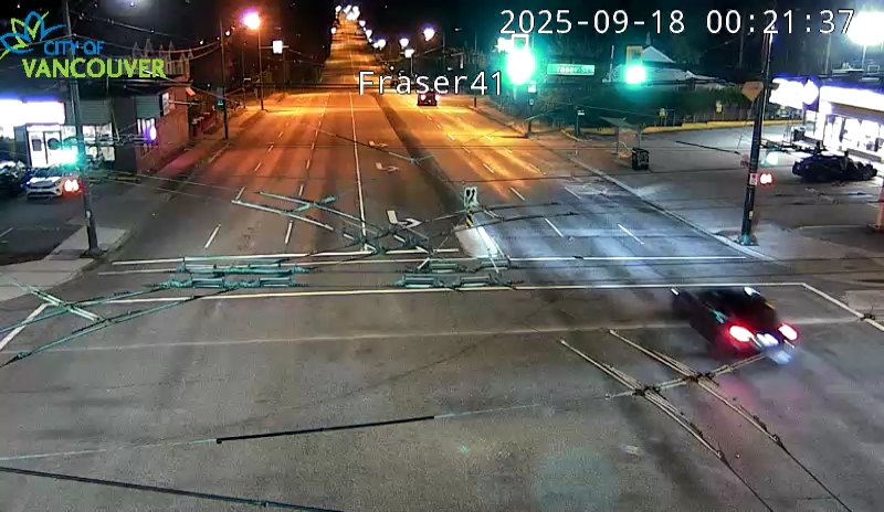 Fraser St and E 41st Ave - East