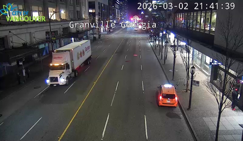 Granville St & E Georgia St - East